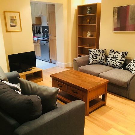 Large 2 Bedroom 2 Bathroom Apartment In Westminster Londra Exterior foto