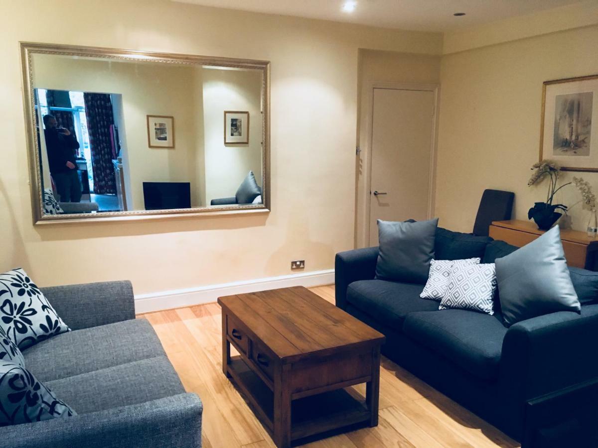 Large 2 Bedroom 2 Bathroom Apartment In Westminster Londra Exterior foto